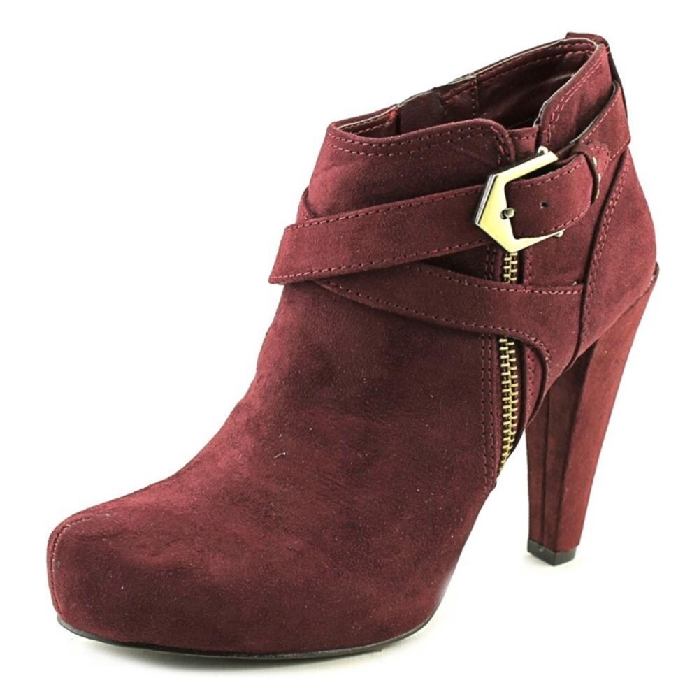 NWOT G by Guess Taylin Maroon Faux Suede Ankle Booties